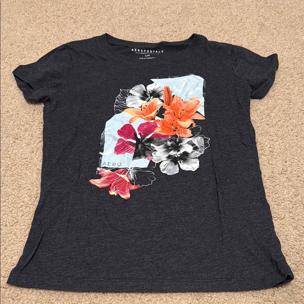 Aeropostale Graphic Tee
